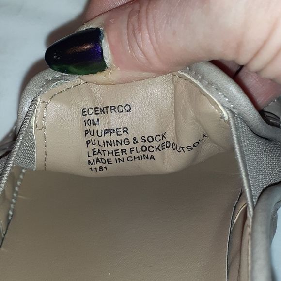 Steve Madden Quilted Slip-On Shoes Sneakers 10 - Picture 8 of 9